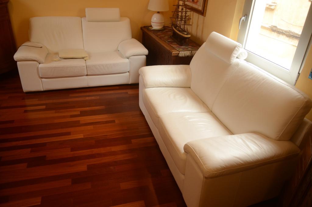 B&B Soriano44 Neapel Exterior foto