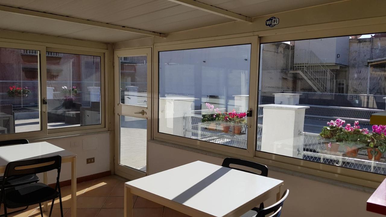 B&B Soriano44 Neapel Exterior foto