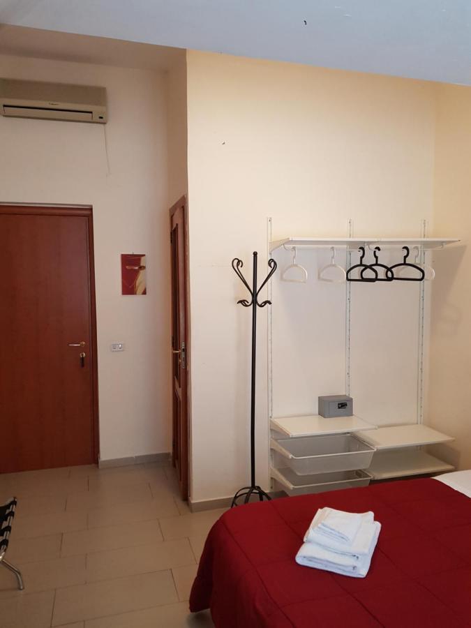 B&B Soriano44 Neapel Exterior foto