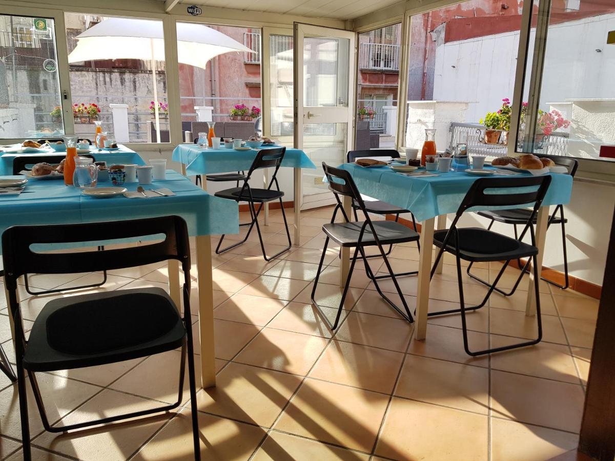B&B Soriano44 Neapel Exterior foto