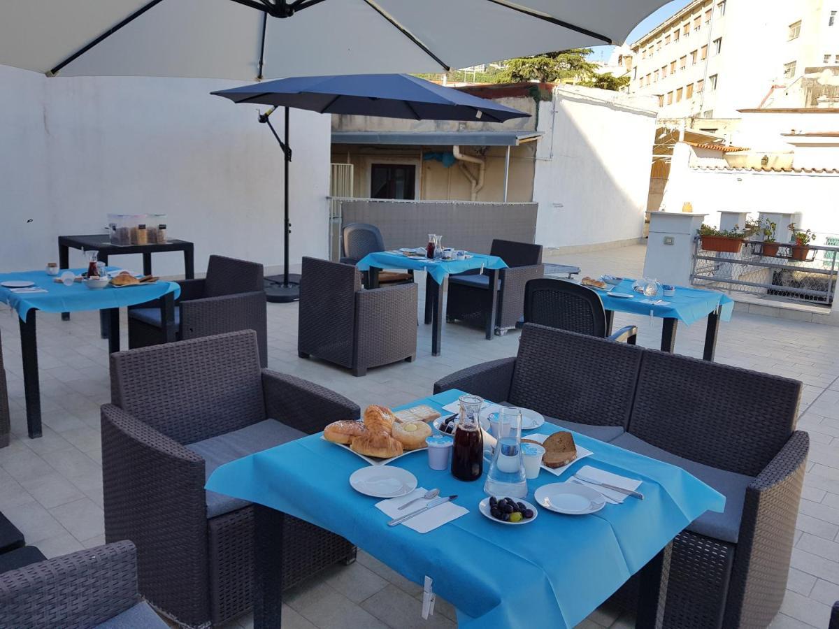 B&B Soriano44 Neapel Exterior foto
