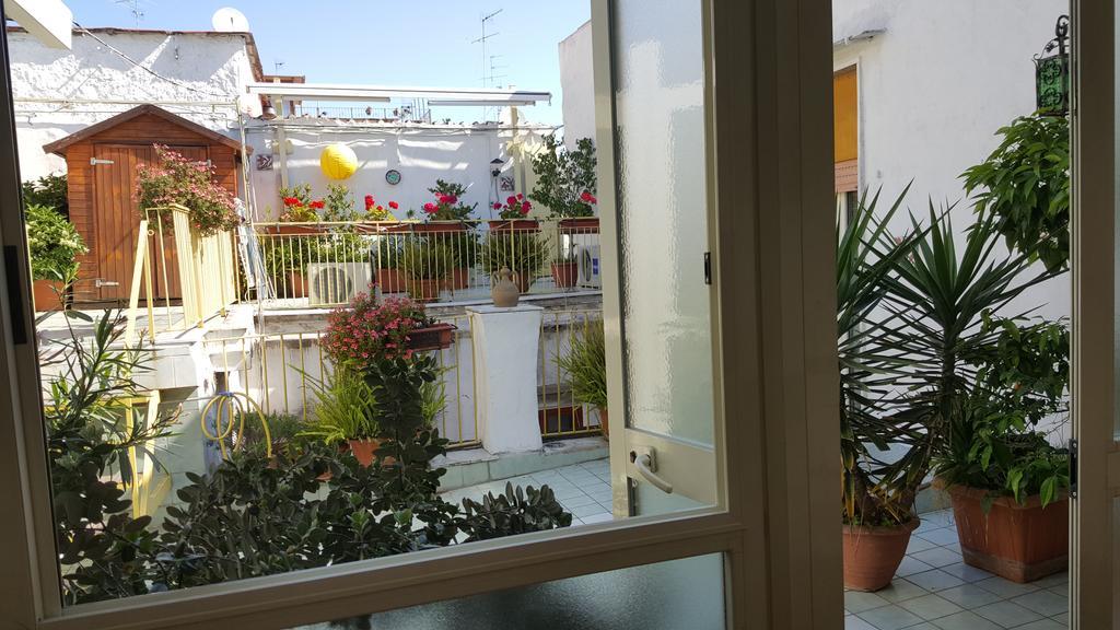 B&B Soriano44 Neapel Exterior foto
