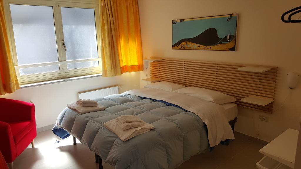 B&B Soriano44 Neapel Exterior foto